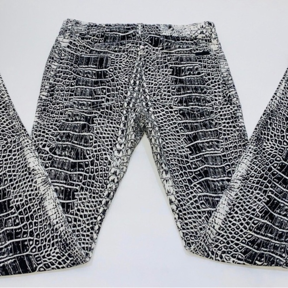 Joe's Python Print Jegging